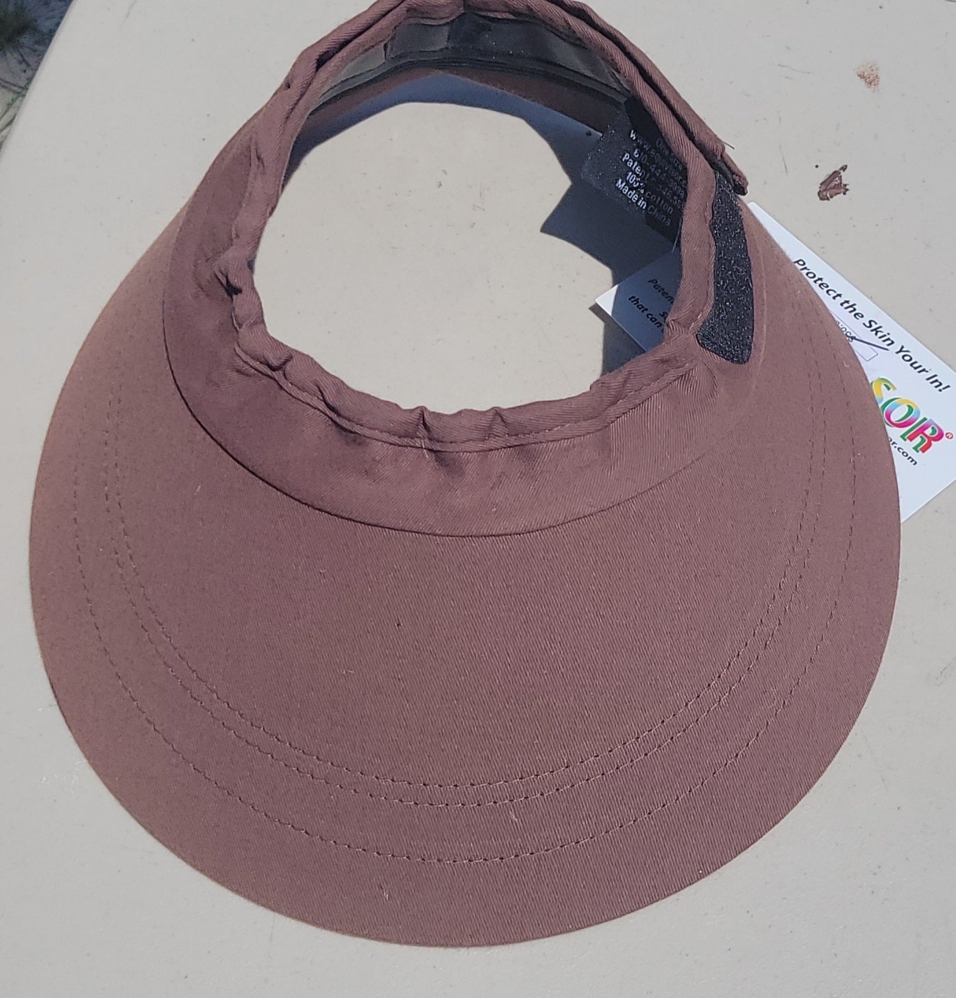 Equivisor brown