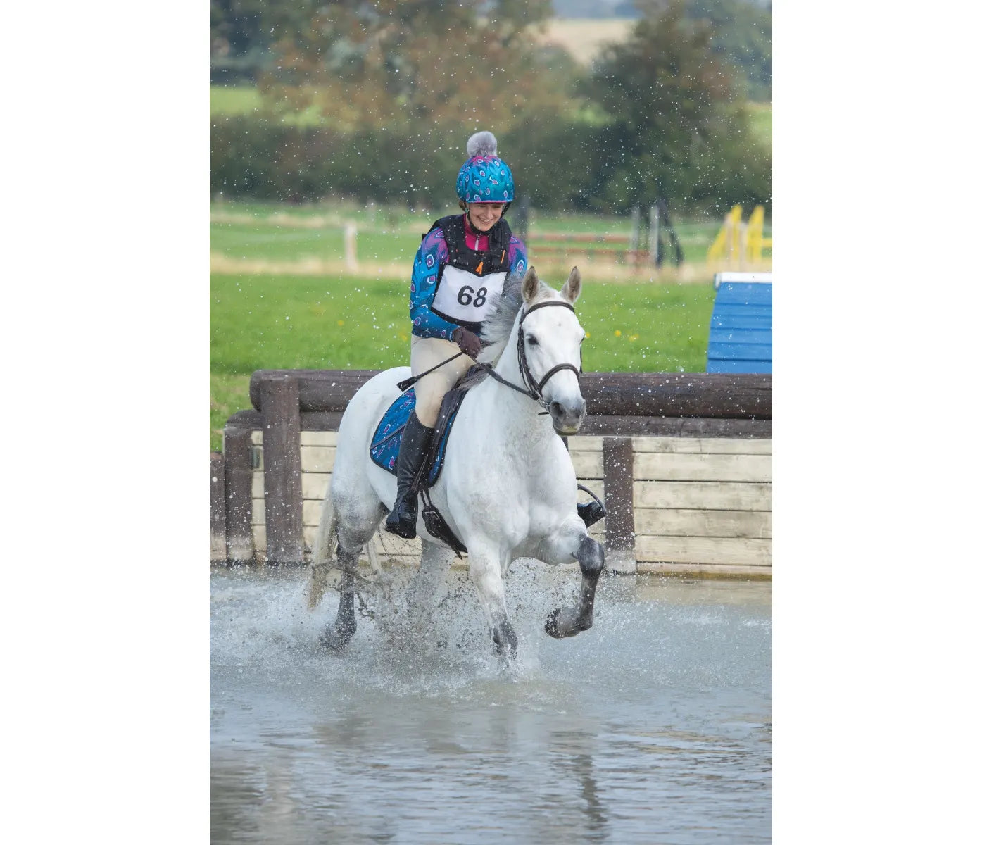Shires eventing number bib/pinney