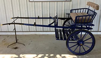 Spindle-back show cart